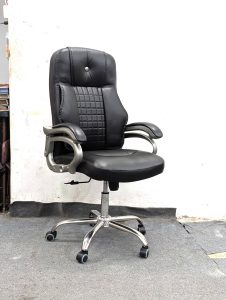 Boss Chair - কালো কালার